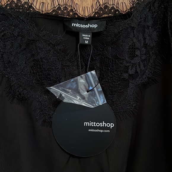 Mittoshop satin & lace cami - size medium NWT - Picture 3 of 7